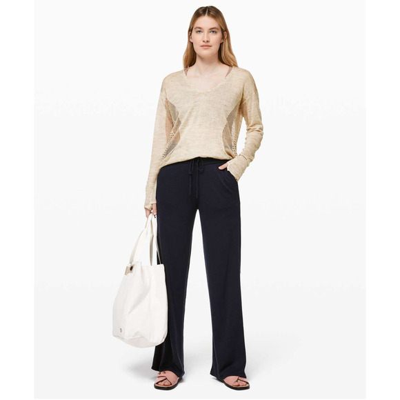 Lululemon Lightweight Linen Relaxed Sweater Beige 4 NWOT - Picture 2 of 12